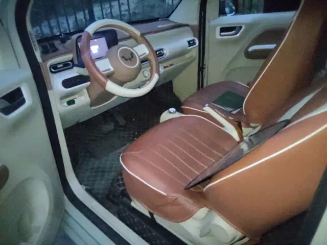 Wuling Hongguang Mini EV — Фото автомобиля 17