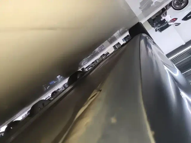 Tesla Model 3 — Фото автомобиля 21