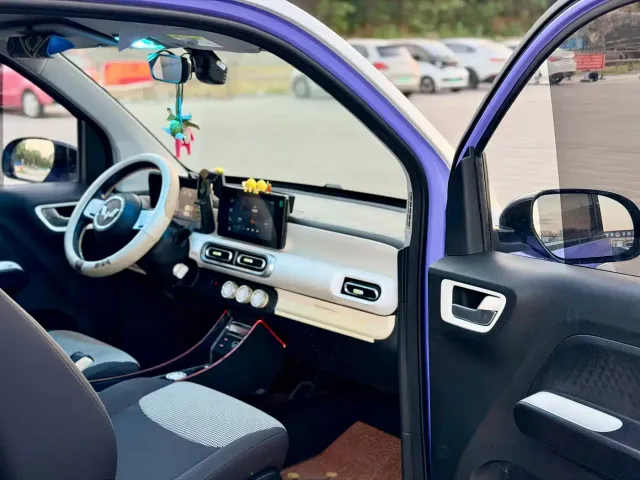 Wuling Hongguang Mini EV — Фото автомобиля 7