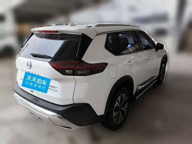 Nissan X-Trail — Фото автомобиля 5