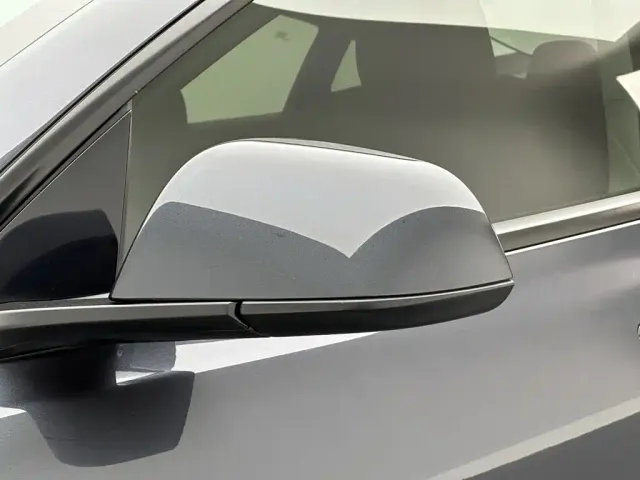 Tesla Model 3 — Фото автомобиля 27