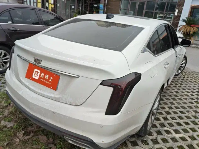 Cadillac CT5 — Фото автомобиля 3
