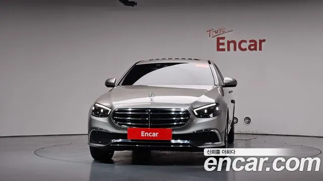 Mercedes-Benz E-Class E-класс W213 E350 4MATIC Exclusive — Фото автомобиля 3