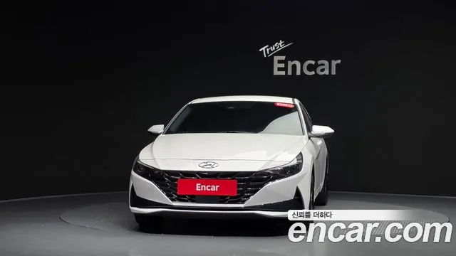 Hyundai Avante CN7 — Фото автомобиля 3