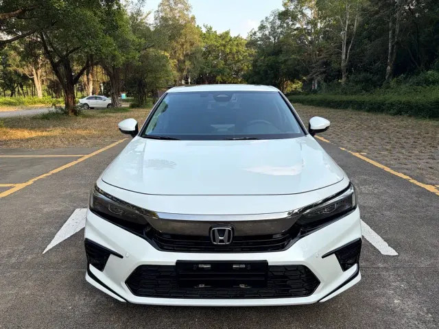 Honda Civic — Фото автомобиля 2