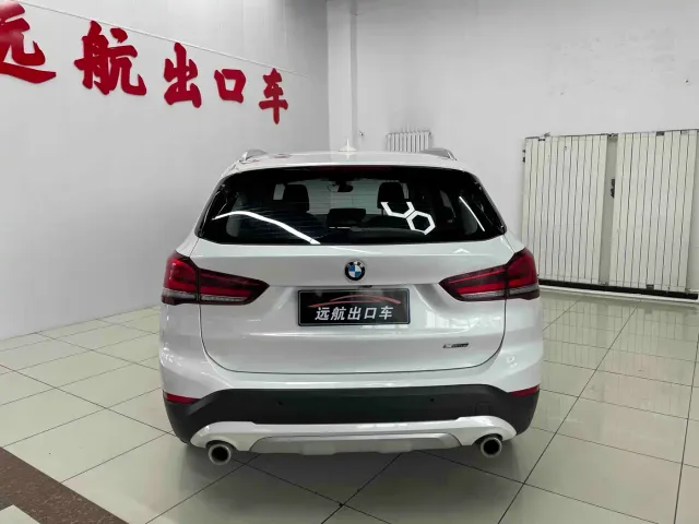 BMW BMW X1 2022 sDrive20Li Fashion — Фото автомобиля 4