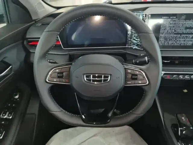 Geely Binrui — Фото автомобиля 10