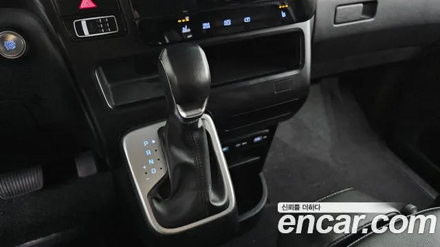 Hyundai Staria — Фото автомобиля 9