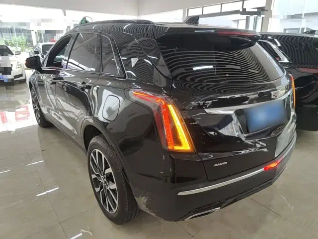 Cadillac XT5 — Фото автомобиля 4
