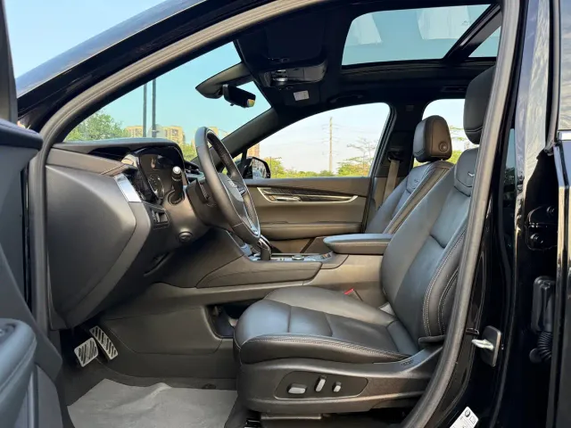 Cadillac XT6 — Фото автомобиля 8
