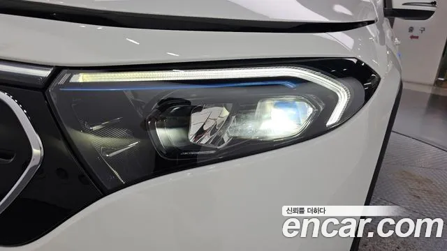 Mercedes-Benz EQB X243 — Фото автомобиля 22