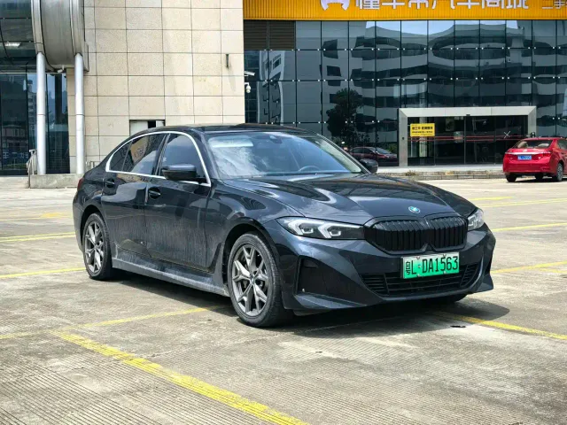 BMW i3 — Фото автомобиля 3