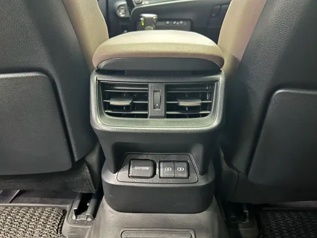 Lexus ES — Фото автомобиля 5