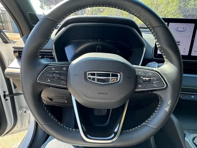 Geely Xingrui — Фото автомобиля 5