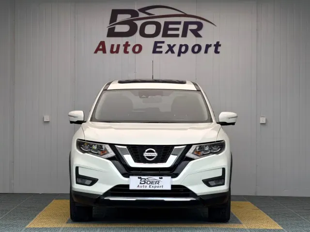 Nissan X-Trail — Фото автомобиля 2
