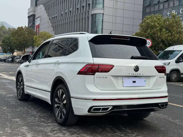 Volkswagen Tiguan L — Фото автомобиля 6