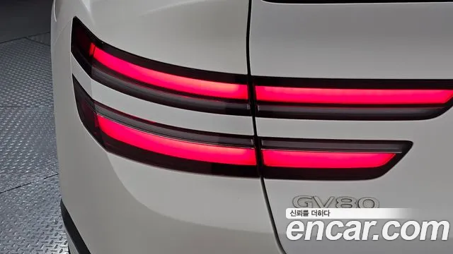 Genesis GV80 — Фото автомобиля 23