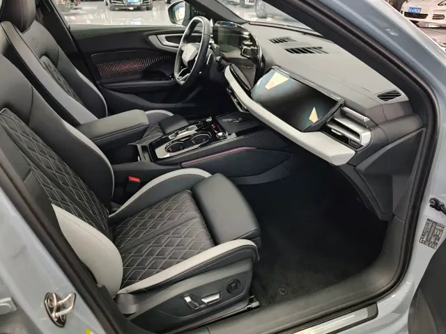 Audi A5L — Фото автомобиля 21