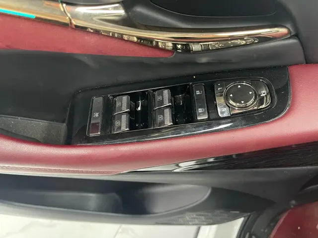 GAC Trumpchi M8 — Фото автомобиля 27