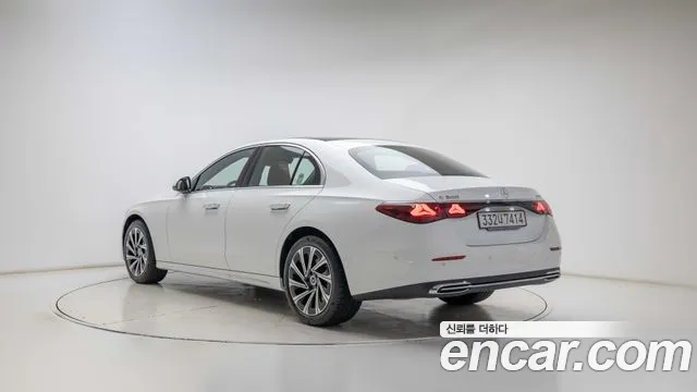 Mercedes-Benz E-Class W214 — Фото автомобиля 2