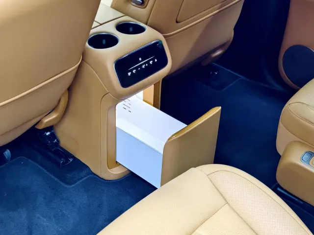IM Motors LS8 — Фото автомобиля 20