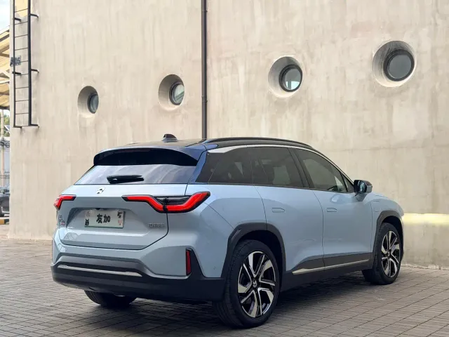 Nio ES6 — Фото автомобиля 5