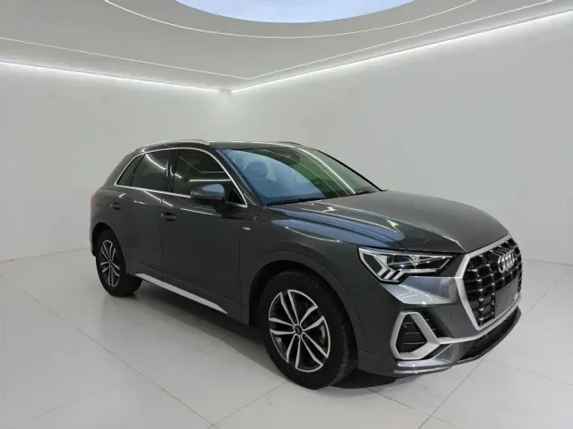 Audi Q3 — Фото автомобиля 3