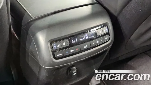 Hyundai Palisade Palisade Дизель 2.2 2WD — Фото автомобиля 18
