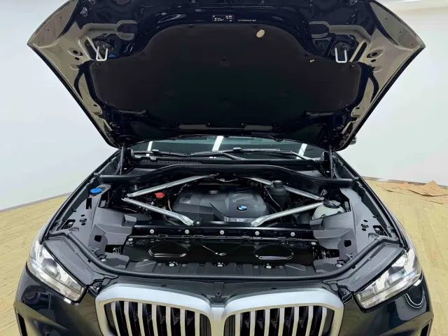 BMW X5 — Фото автомобиля 6