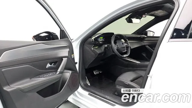 Peugeot 308 — Фото автомобиля 8