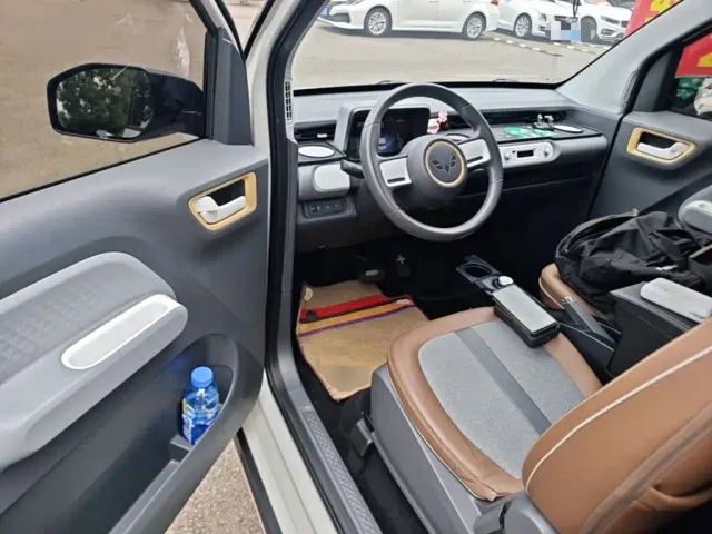 Wuling Hongguang Mini EV — Фото автомобиля 15