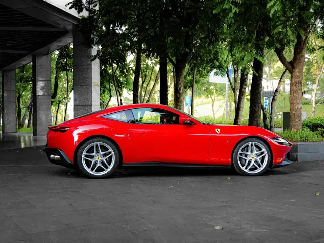 Ferrari Roma — Фото автомобиля 4
