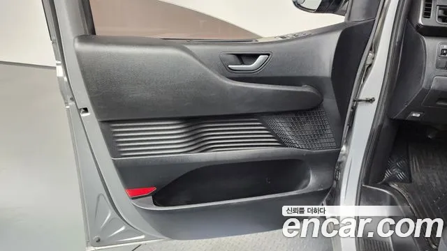 Hyundai Staria Staria Карго 3 места — Фото автомобиля 25