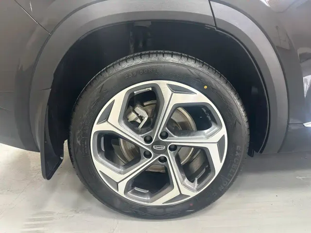 Geely Xingyue L — Фото автомобиля 18