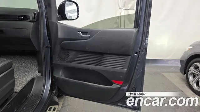 Hyundai Staria Staria Карго 3 места — Фото автомобиля 25