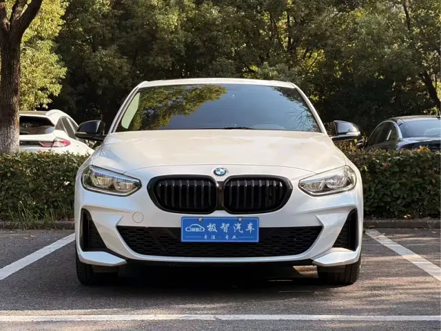 BMW 1 Series — Фото автомобиля 2