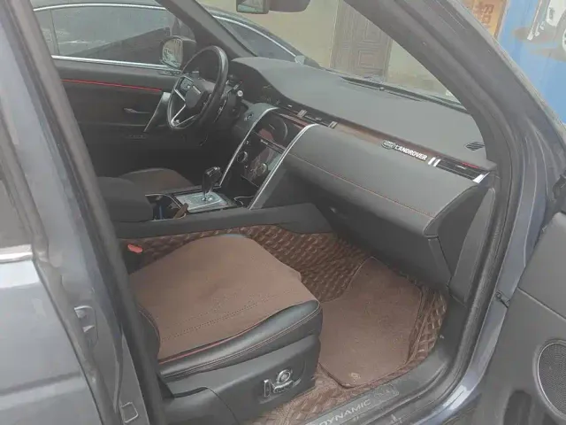 Land Rover Discovery Sport — Фото автомобиля 8