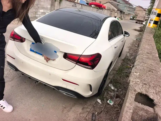 Mercedes-Benz A-Class — Фото автомобиля 3