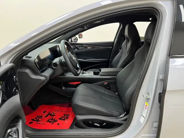 BYD Seal — Фото автомобиля 15