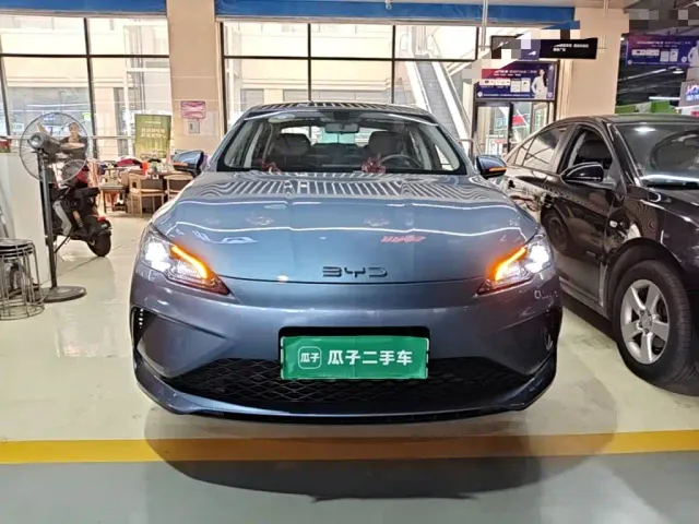 BYD Seal 05 DM-i — Фото автомобиля 2