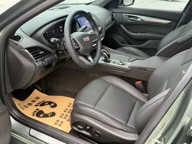 Cadillac CT5 — Фото автомобиля 4