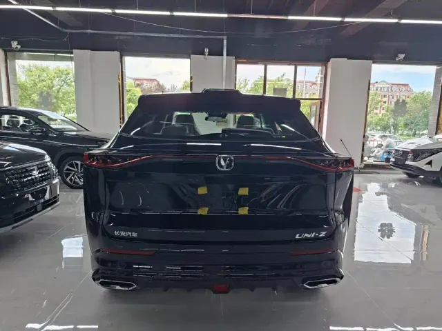 Changan UNI-Z — Фото автомобиля 5
