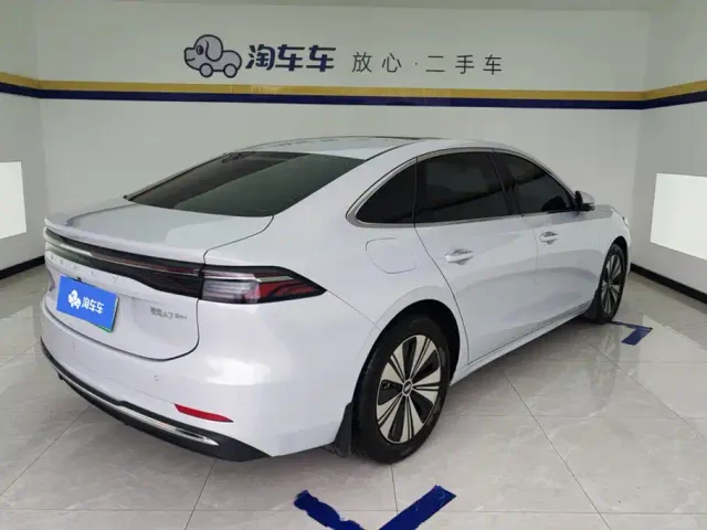 Geely Galaxy A7 — Фото автомобиля 3