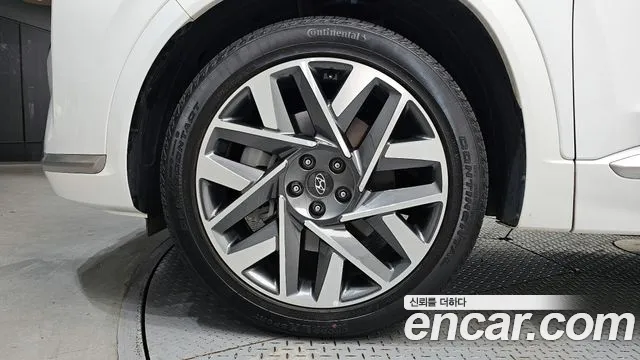 Hyundai Santafe Новый Santa Fe Бензин 2.5T 2WD — Фото автомобиля 5
