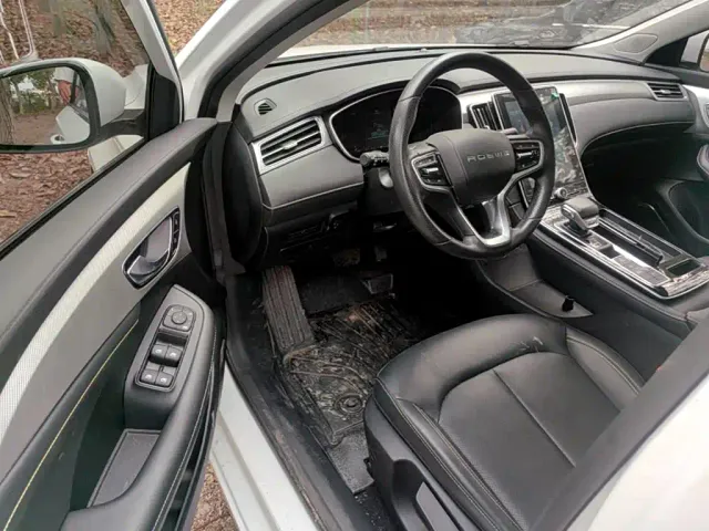 Roewe i6 MAX EV — Фото автомобиля 15