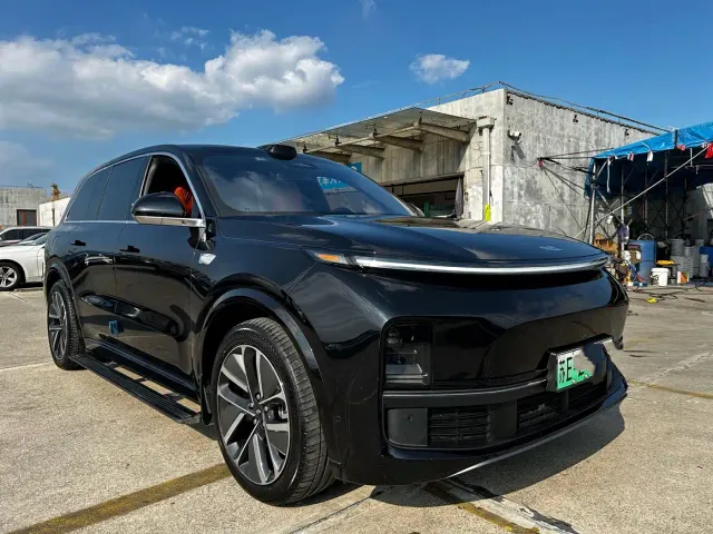 Li Auto L9 — Фото автомобиля 3