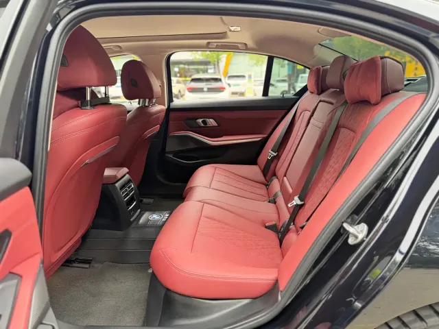 BMW BMW i3 2022 eDrive 35 L — Фото автомобиля 6