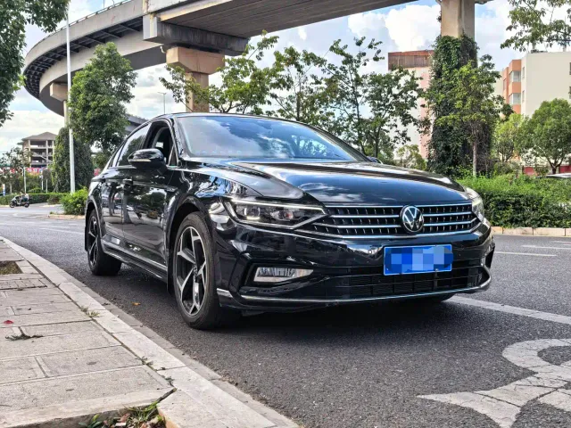 Volkswagen Magotan — Фото автомобиля 3