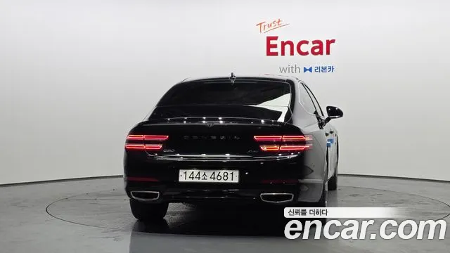 Genesis G80 Бензин 2.5 турбо AWD — Фото автомобиля 4