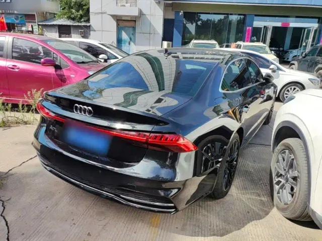 Audi A7L — Фото автомобиля 6